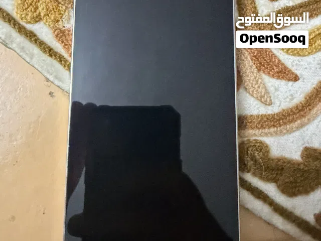 ايفون 12 برو ماكس / مش مفتوح  أبدا ولا مصلح / 256 جيجا / بطارية %77