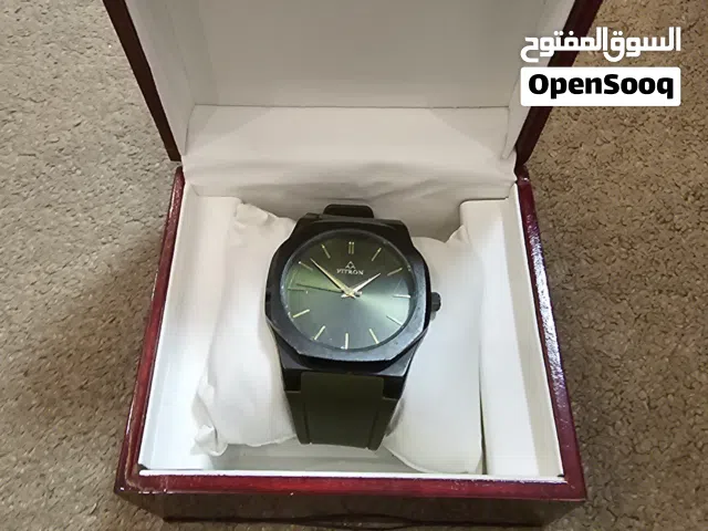 ساعة ممتازة للاستعمال نوعها الماركة فيتروم صندوق داخله أدوات للقبضة اليد الوصف كامل تحت