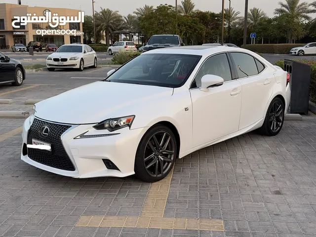 للبيع لكزس is 250 f sport