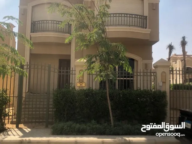 534 m2 4 Bedrooms Villa for Sale in Cairo Fifth Settlement