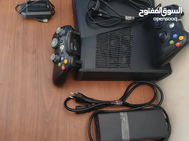 مفلاشية XBOX 360للبيع حببة النقية السعر 25.000 قابل للتفاوض وقابل للإستبدال ب PS4
