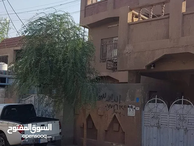 250 m2 More than 6 bedrooms Townhouse for Sale in Basra Al Jameea