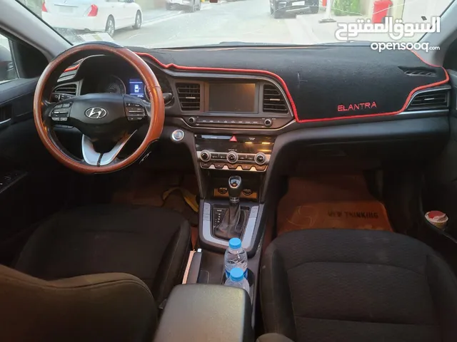 Used Hyundai Elantra in Baghdad