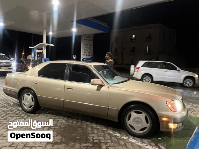 Used Lexus LS in Al Batinah