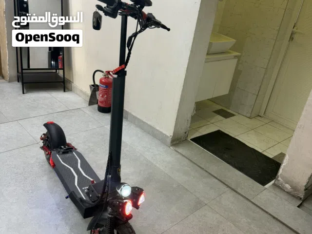 سكوتر مستعمل شهرين نوعية WlNNER شغال في كل شي اغراضو كاملة موجودة 2000 واط