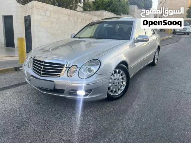 2005 مرسيدس بنز الفئة-E E 200