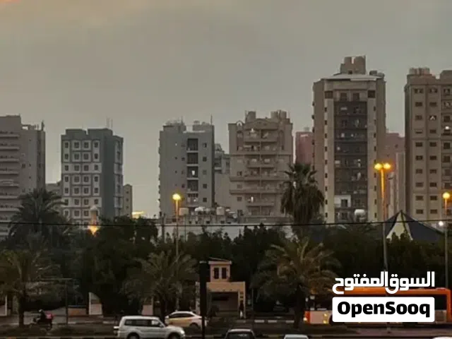 Hawally - 1 Family Master Room Available.  (غرفة عائلية للاجار)