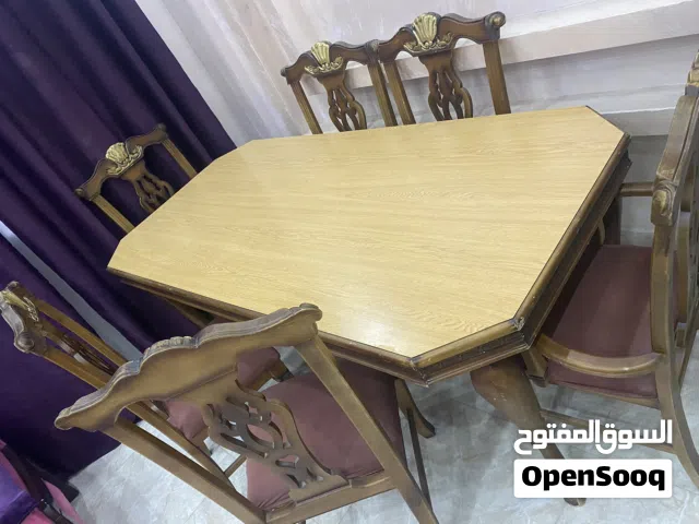 طاولة سفرة مع 6 كراسي