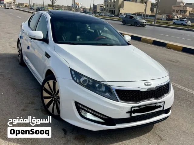 سلام عليكم كيا k5 استيراد كوريا لون ابيض كماليات جميع مزايا سياره مسجله وعيب لا