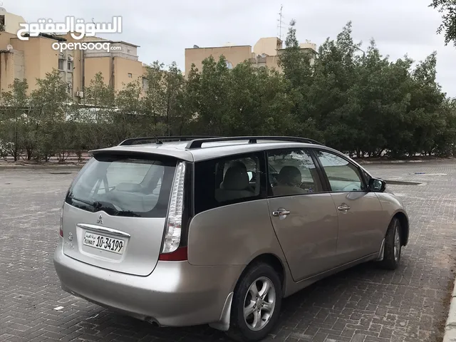 Used Mitsubishi Grandis in Mubarak Al-Kabeer