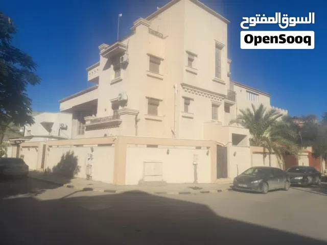 فيلا،راقيه،لاايجار زناته،جنب جامع الذره،مذخل من زناته،ومدخل من الفرناج،