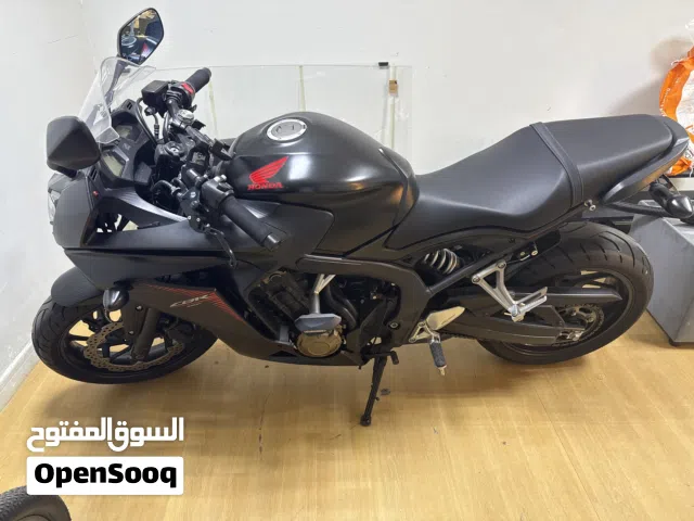 2017 هوندا CBR650F