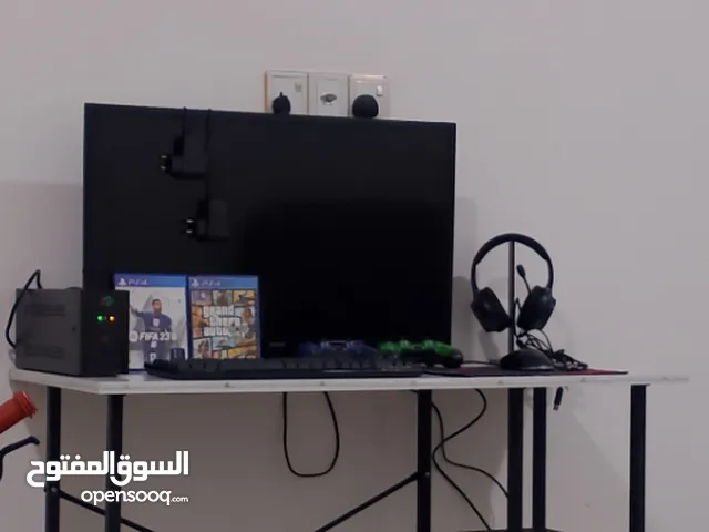نسيت اب كامل للبيع متكون من بلاي ستيشن 4 سليم لوك ستيكر ما مفتوح للبيع اقرا الوصف