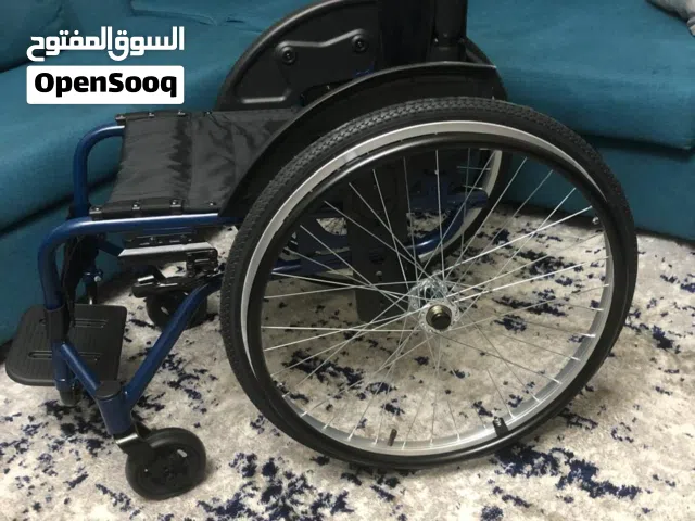 كرسي متحرك جديد