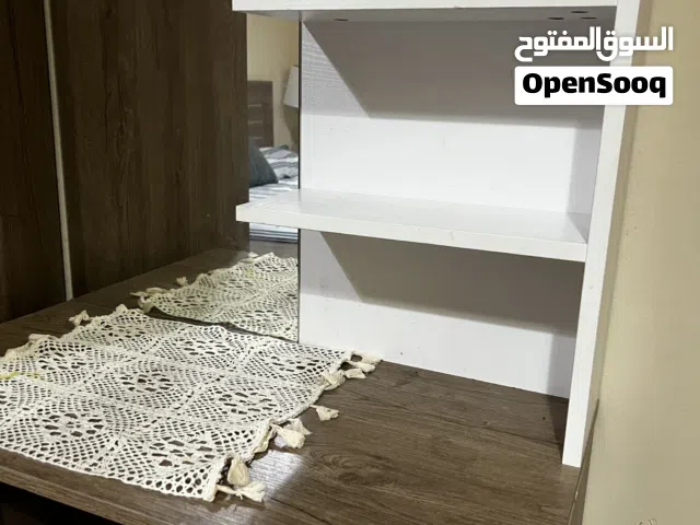 Dressing table in good condition