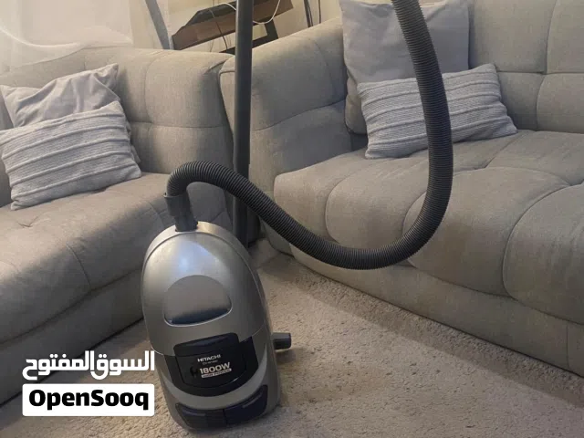 مكنسة كهربائية ماركة هيتاشي بحالة ممتازة