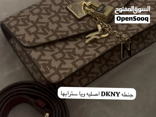 للبيع شنط اصليه