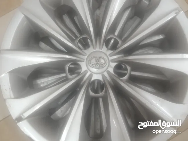 للبيع طاسات كامري اربع حبات