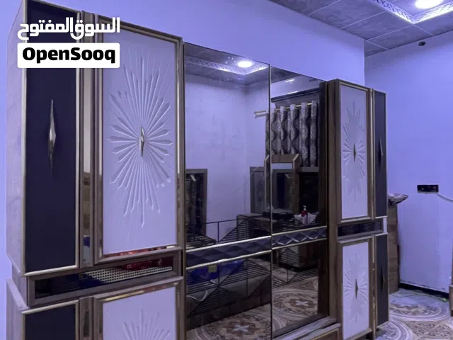 غرفة اخشاب للبيع مستخدمة