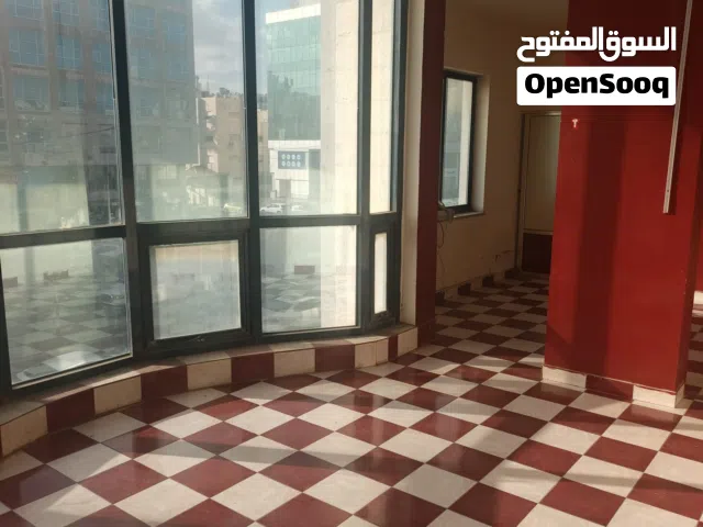 مكتب مميز للإيجار – واجهة أمامية على الشارع الرئيسي - 41502