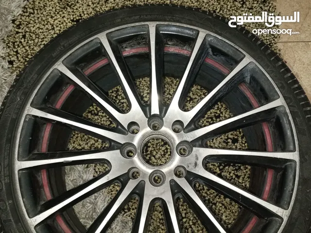 جنطات مقاس 17 بحالة جيدة 4 براغي