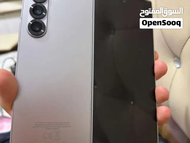 فولد 6 مواصفات اس 25 مراوس ب اس 23