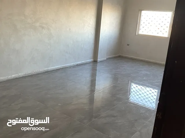 100m2 2 Bedrooms Apartments for Sale in Zarqa Iskan Al Batrawi