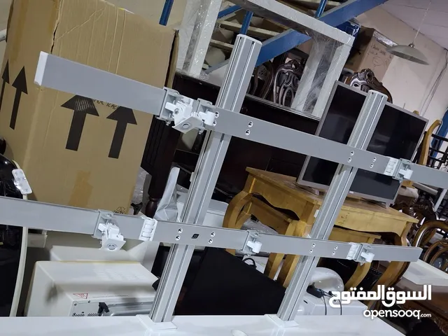 ستاند تلفاز متعددة لانظمة الكاميرات