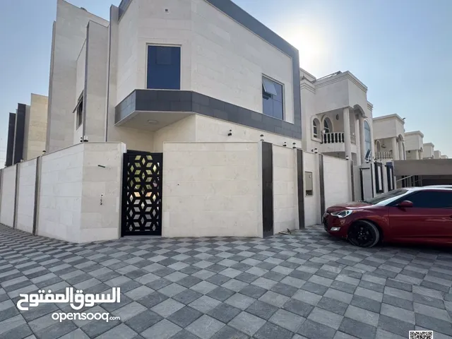 *S فيلا فاخرة للبيع بالياسمين عجمان - 3 غرف - مساحة واسعه - غرفة خادمة وروف- قريبة من جميع الخدمات