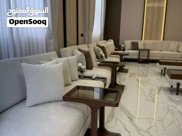 تفصيل الجلسات والكنب والخزن وطاولات وسط طاولات طعام من المصنع مباشره