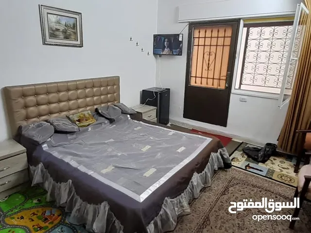 155 m2 1 Bedroom Apartments for Rent in Amman Shmaisani