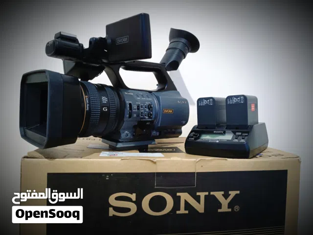 كاميرا فيديو يومي بي كامل معداتهة و اشريطة جديدة