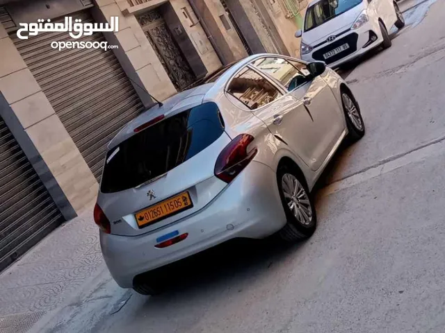 Used Peugeot 208 in Batna