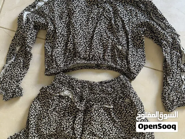 طقم تنوره وبلوزه بناتي