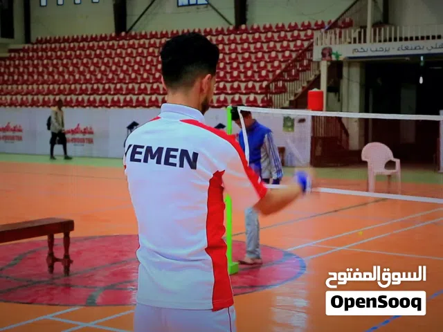 مدرب رياضي محترف ولاعب منتخب ////تدريب / تعليم //نظام غذائي او رياضي