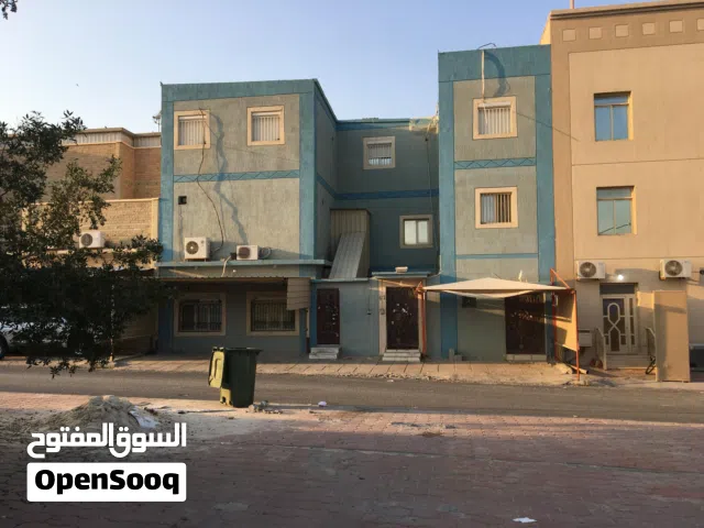 للبيع بيت بالظهر قطعه 1 3 ادوار شارع واحد مؤجر