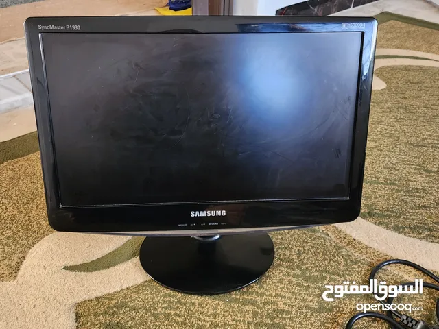 شاشة كمبيوتر سامسونق