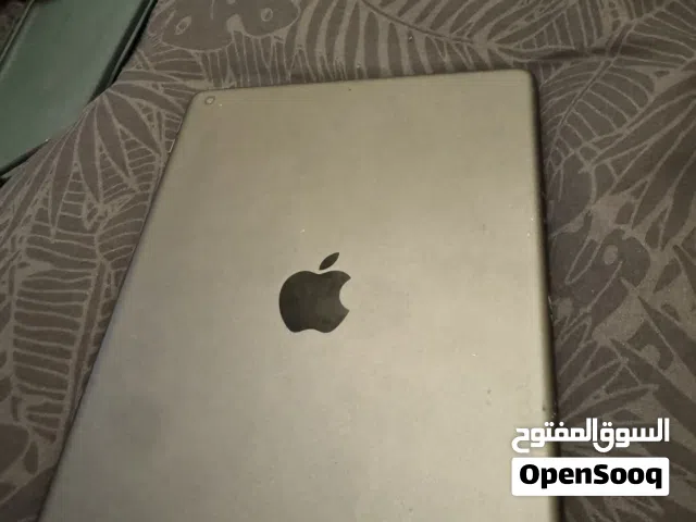 iPad 8th generation 128 GB perfect condition with original box