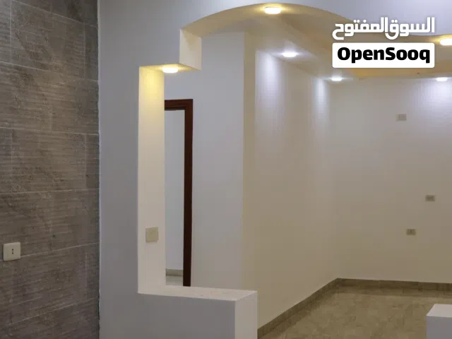 100 m2 3 Bedrooms Apartments for Sale in Zarqa Jabal Al Ameer Hasan
