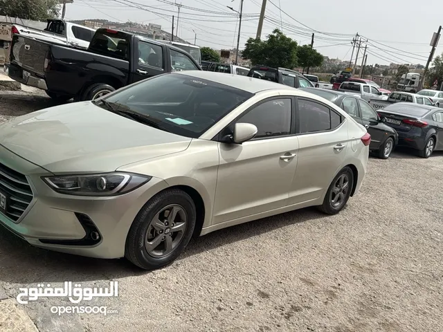 Used Hyundai Avante in Jerash
