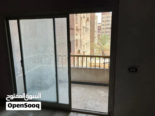 128 m2 2 Bedrooms Apartments for Sale in Giza Haram