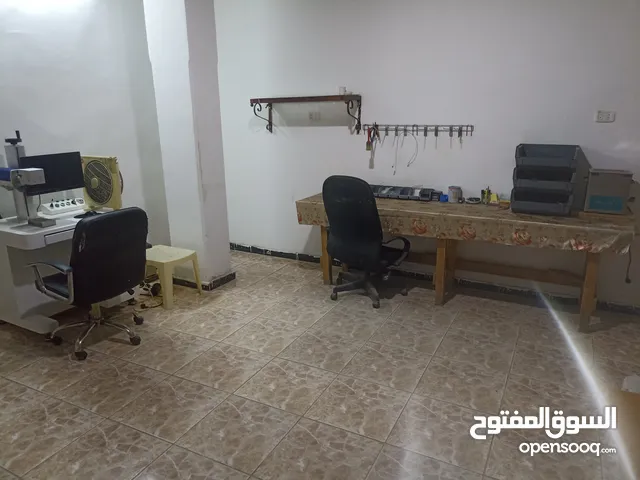 مشروع لاصحاب راس المال المتوسط عبارة عن ورشة لتصنيع سلاسل الذهب والفضة والنقش علي أي مادة ..