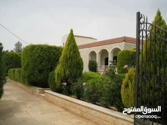 350 m2 More than 6 bedrooms Villa for Sale in Hermel Other