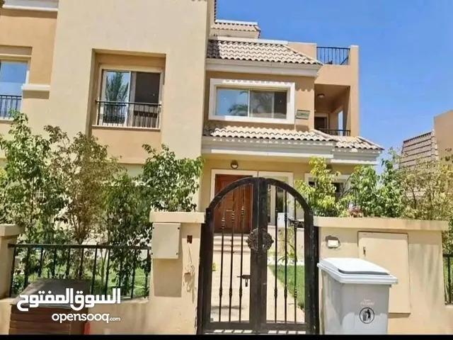 اس فيلا بمدخل خاص للبيع فى القاهرة الجديدة