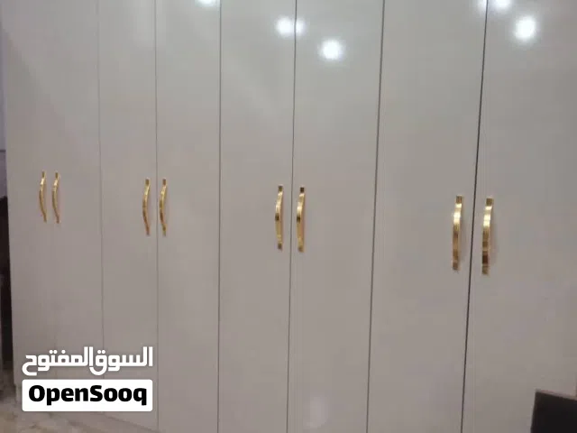 دولاب ملابس مهني