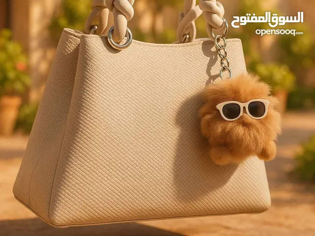 حقائب بسعر رمزي