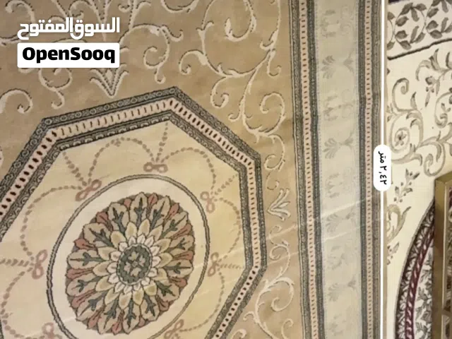 سجاده للبيع بحاله ممتازه ودراي كلين جديد