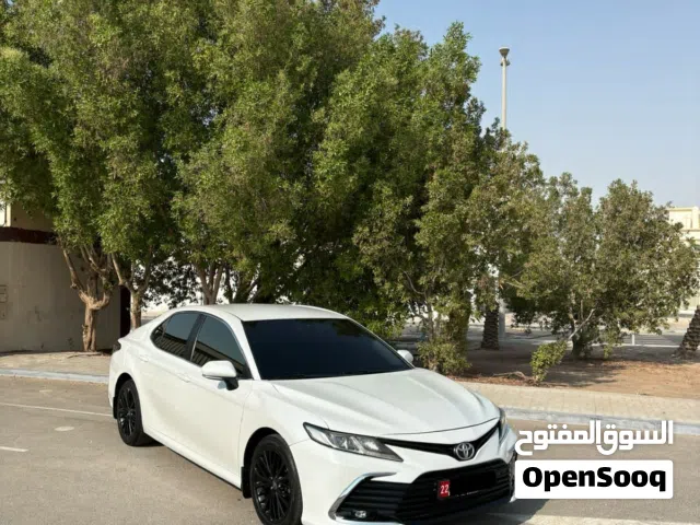 For Sale Toyota Camry Hybrid M2019