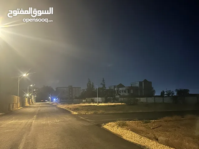 مقسم حي السلام .. سكني جديد للبيع .. على الرئيسي صلاح الدين- قصر بن غشير بالقرب من سوق الاحد
