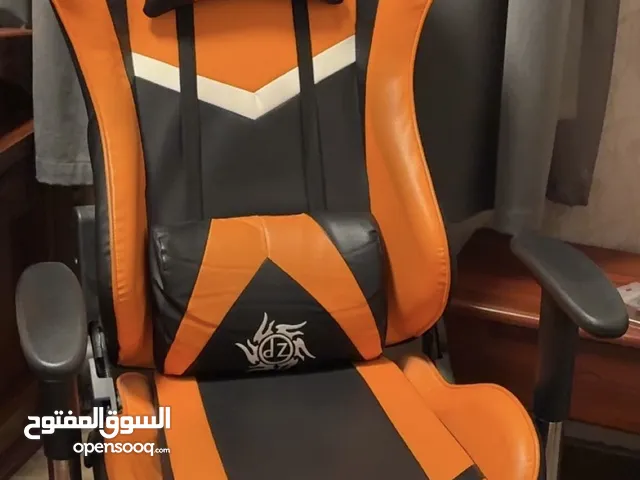 Other Chairs & Desks in Al Batinah